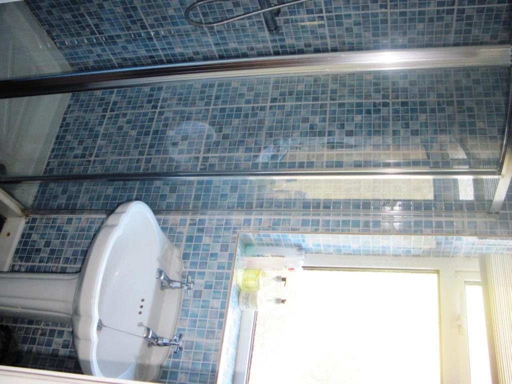 Bed and Breakfast Shrubdown Freshford Номер фото
