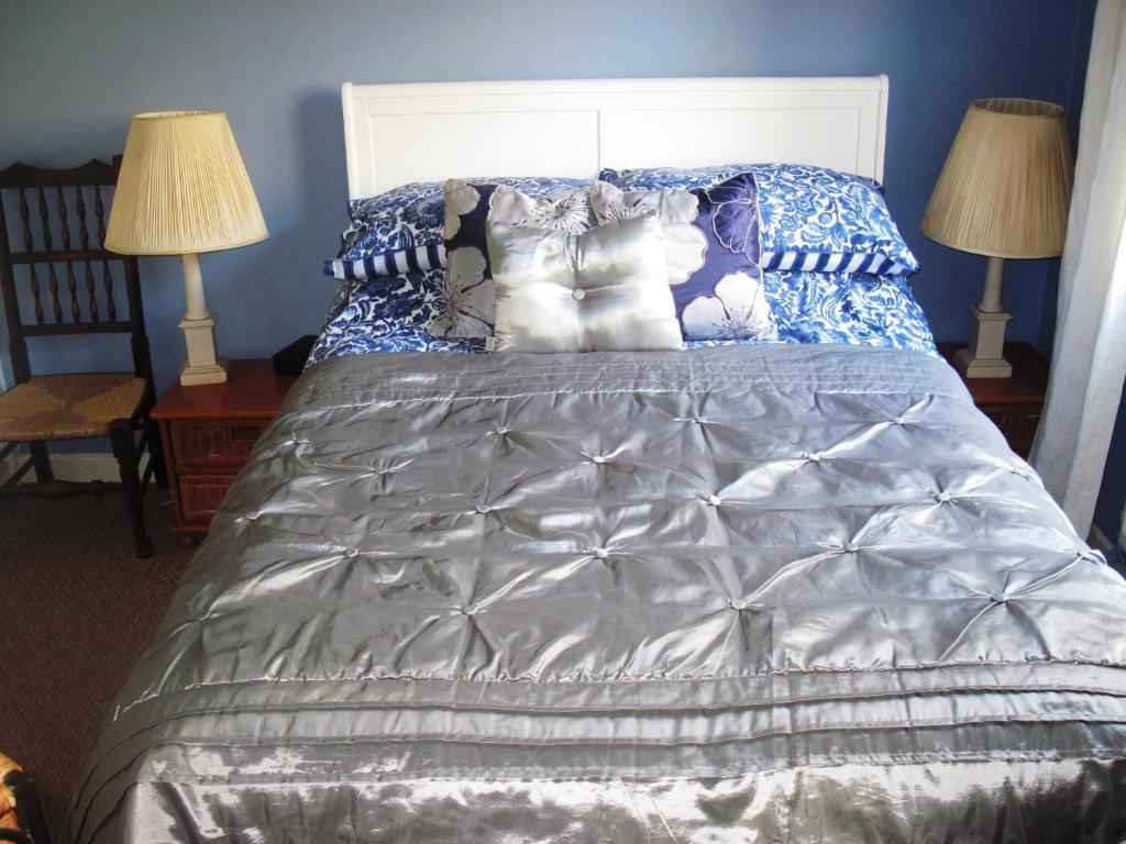 Bed and Breakfast Shrubdown Freshford Номер фото
